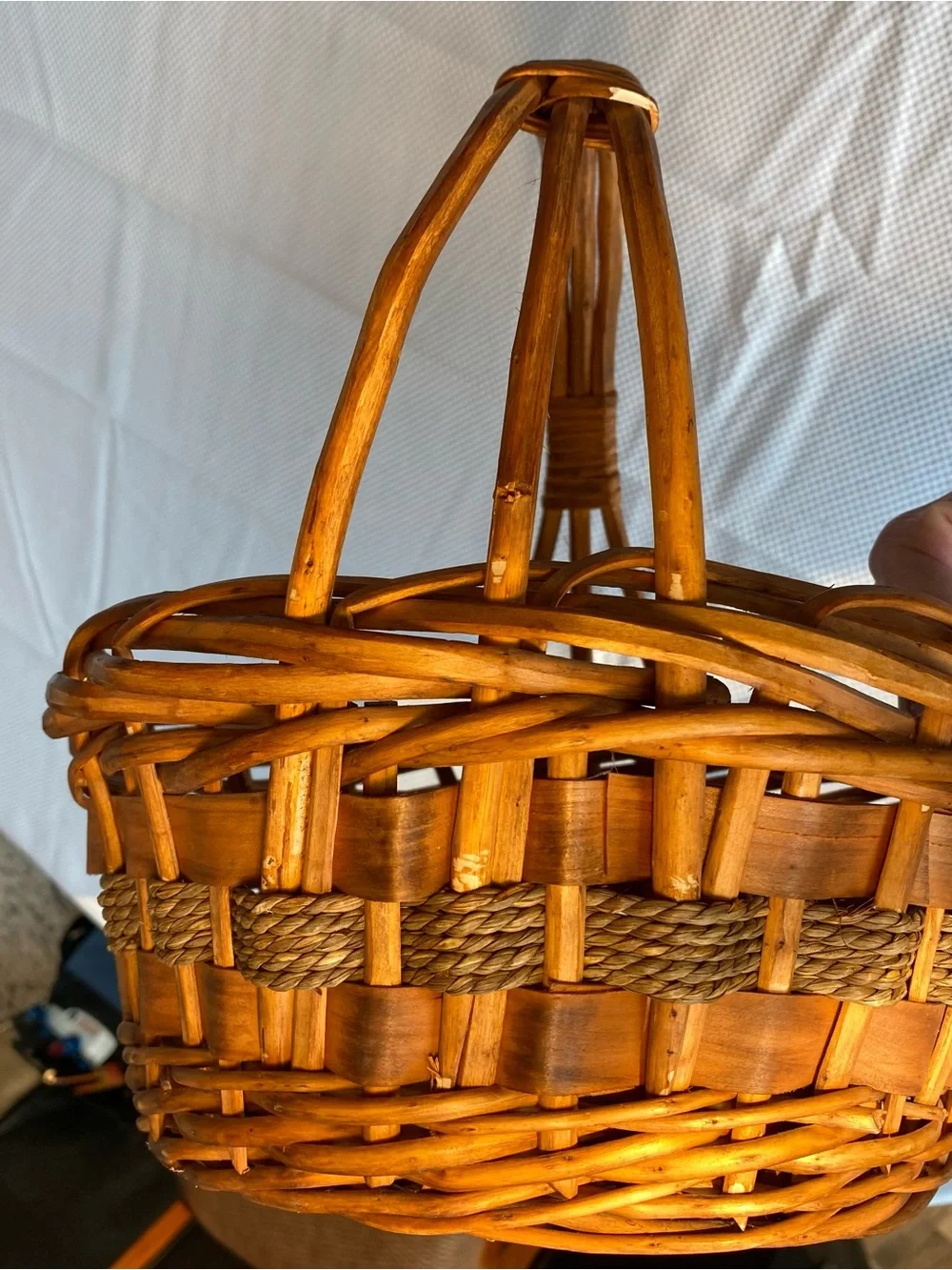 Natural Wicker Handled Basket - Warm Honey Brown